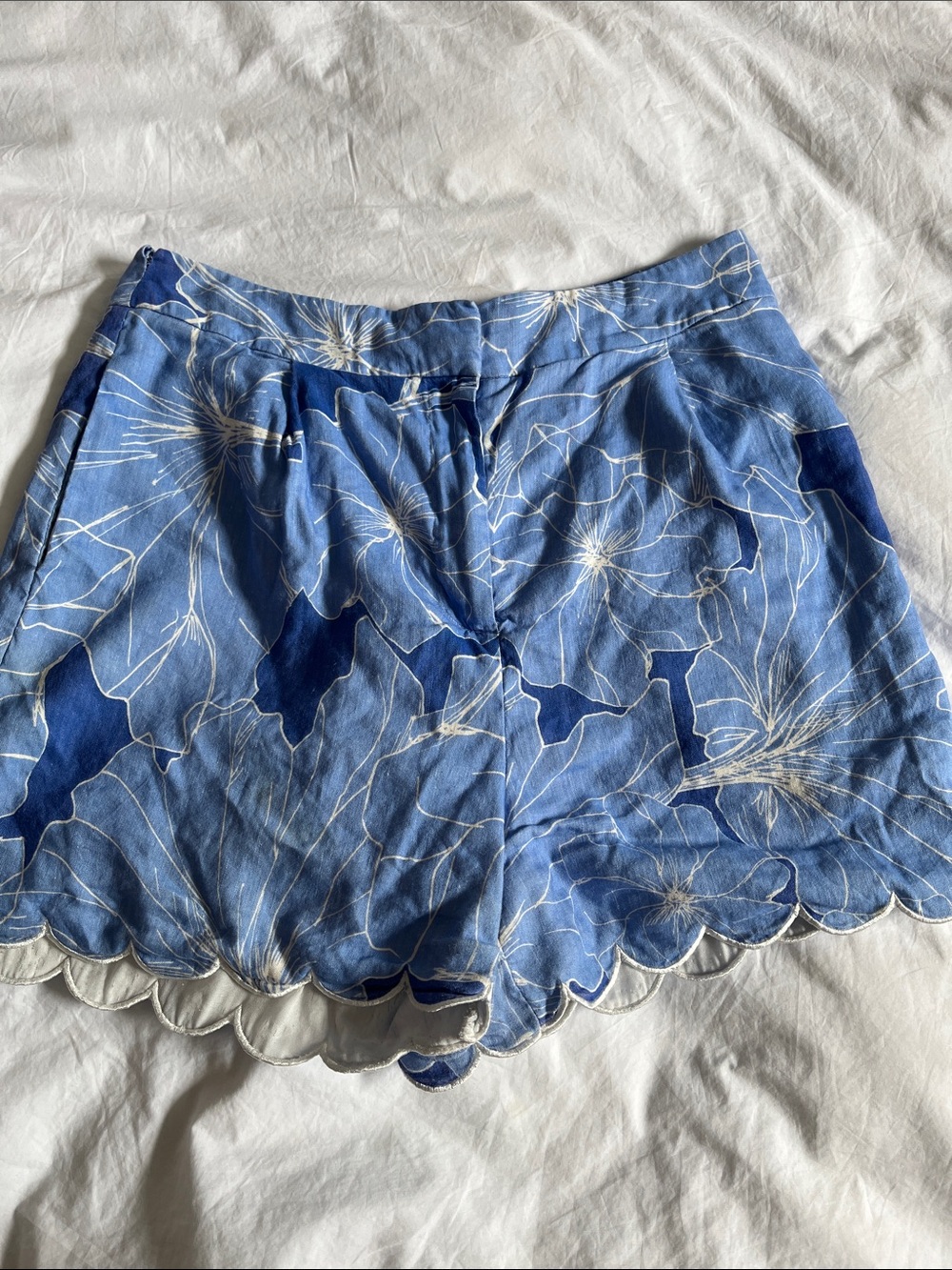 Milly Linen Blend Floral Nautical tropical beach scallop hem vacation shorts